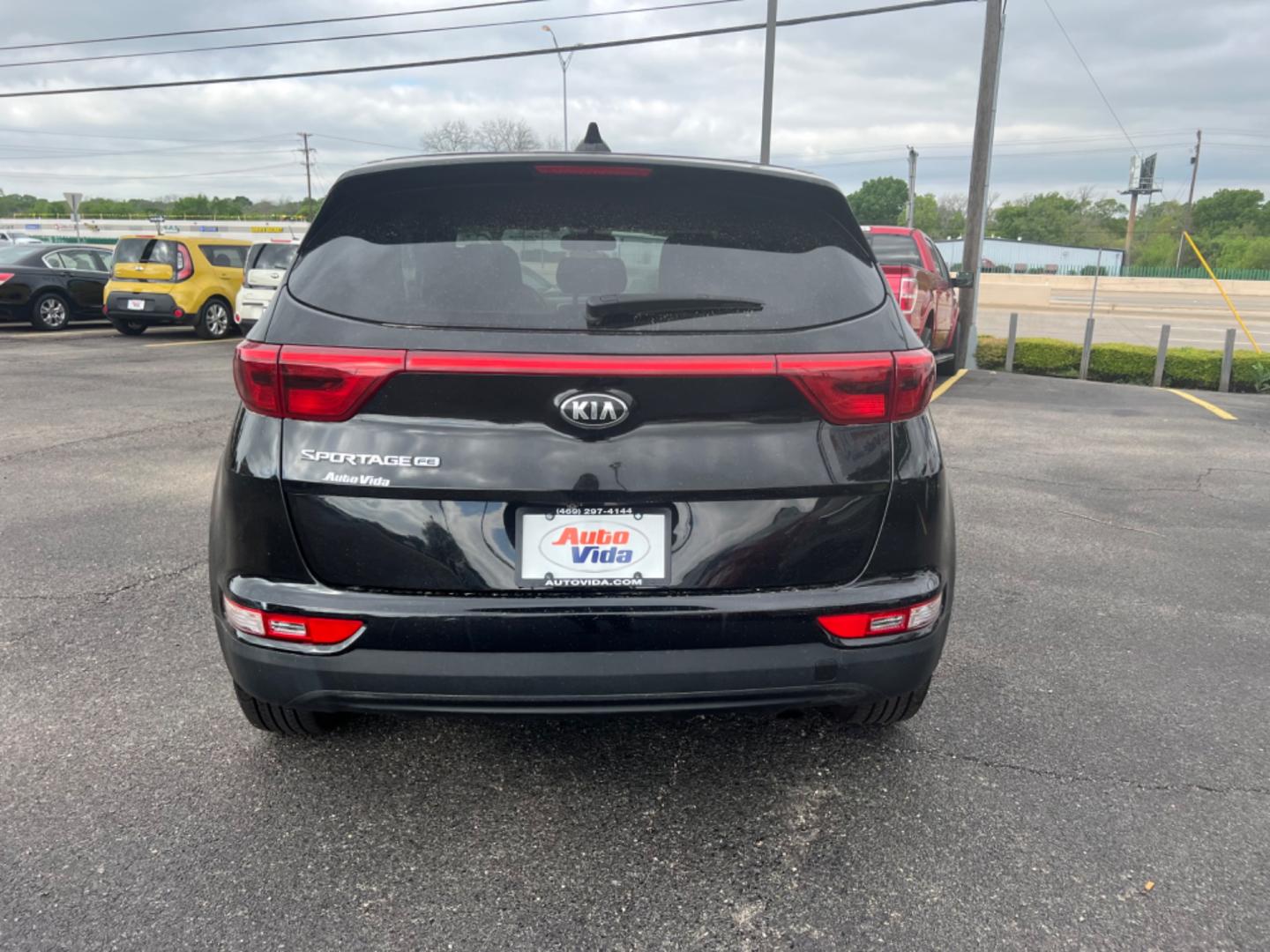 2017 BLACK Kia Sportage LX FWD (KNDPM3AC2H7) with an 2.4L V6 DOHC 24V engine, 6A transmission, located at 420 I-35E, Lancaster, TX, 75146, (469) 297-4144, 32.593929, -96.823685 - Photo#7